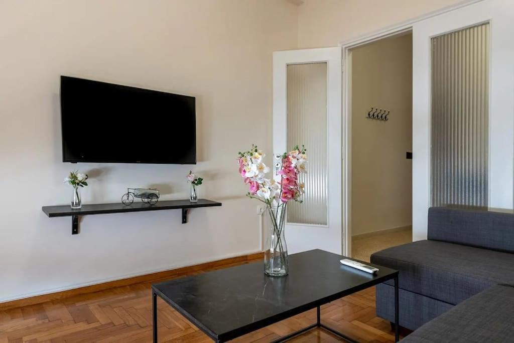 Kerameikos 2 Bedroom Apartment Athene Buitenkant foto